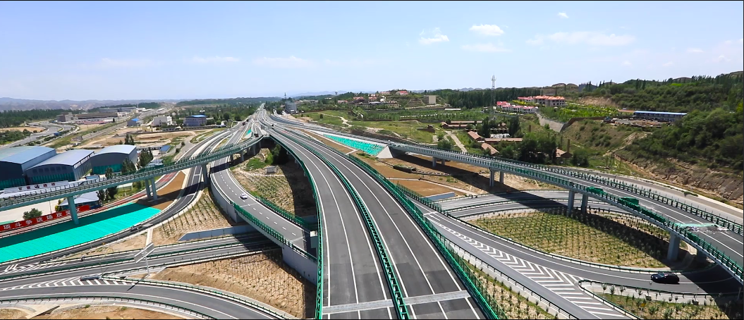 景中高速公路中川機場連接線高架橋順利通車5.png